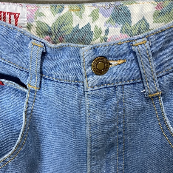 Vintage 90s not guilty high waisted jeans - Picture 3 of 11
